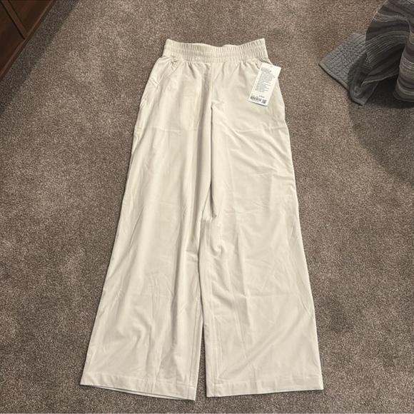 NWT Lululemon Swift Mid Rise Wide Leg Pant lined color Bone size 8 - Picture 7 of 11